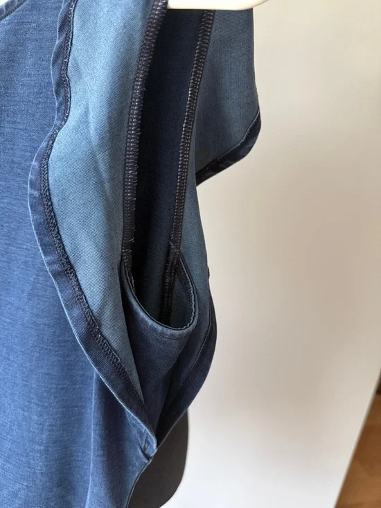 White House Black Market Indigo Blue Flutter Sleeve Top - Picture 5 of 6